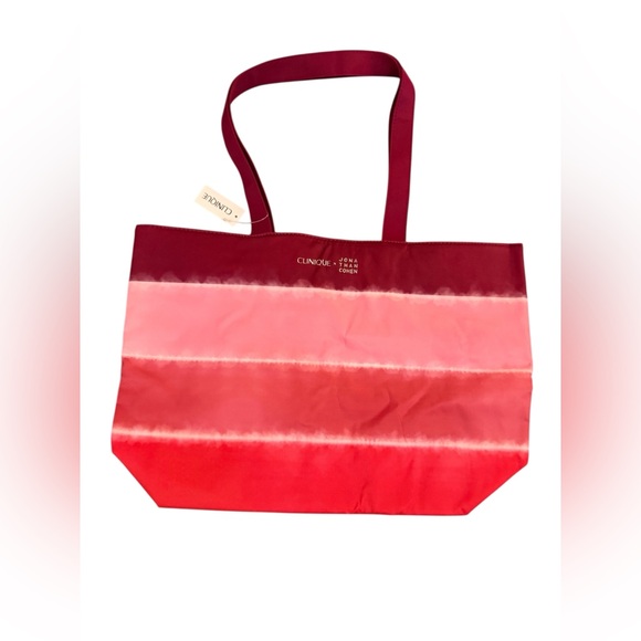 Clinique x Jonathan Cohen Bundle with a tote, cosmetic bag and 7 products - Picture 3 of 5